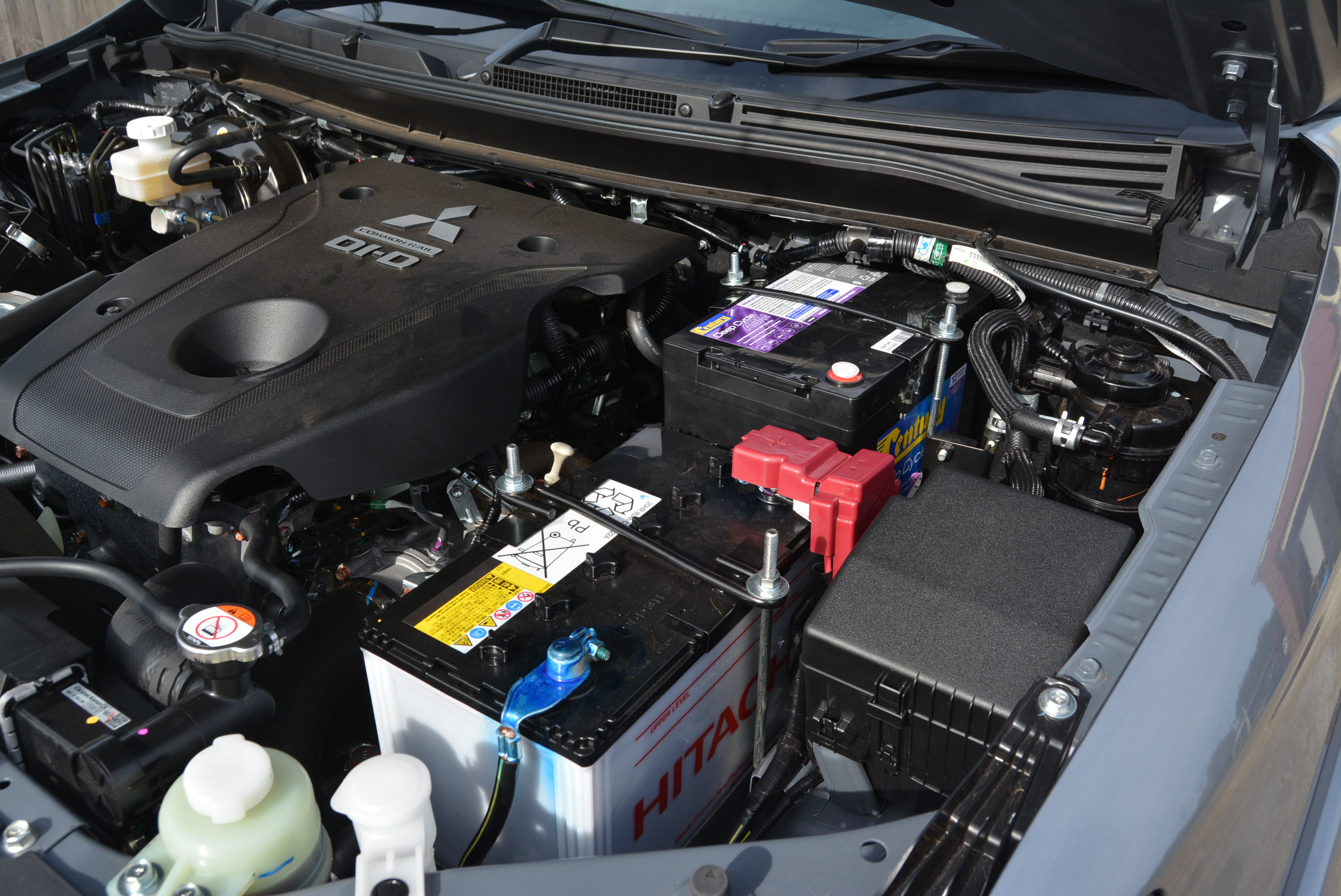 Dual Battery Tray - Mitsubishi MQ Triton 2016 to MY19 MR ... mazda 2 fuse box location 