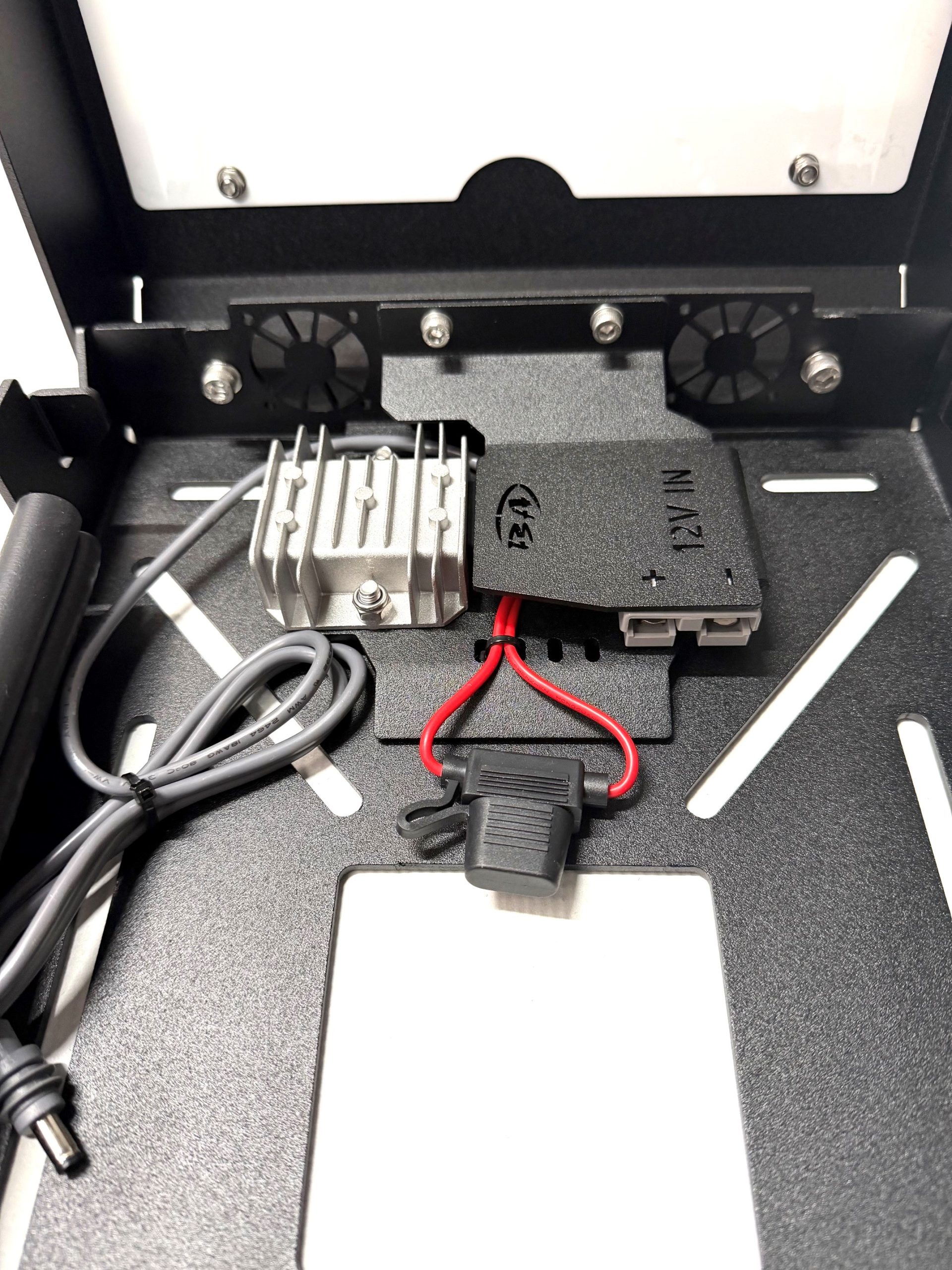 Boss Pro LOCKABLE Mounting Bracket to suit Starlink Mini - Australian Made - Image 4