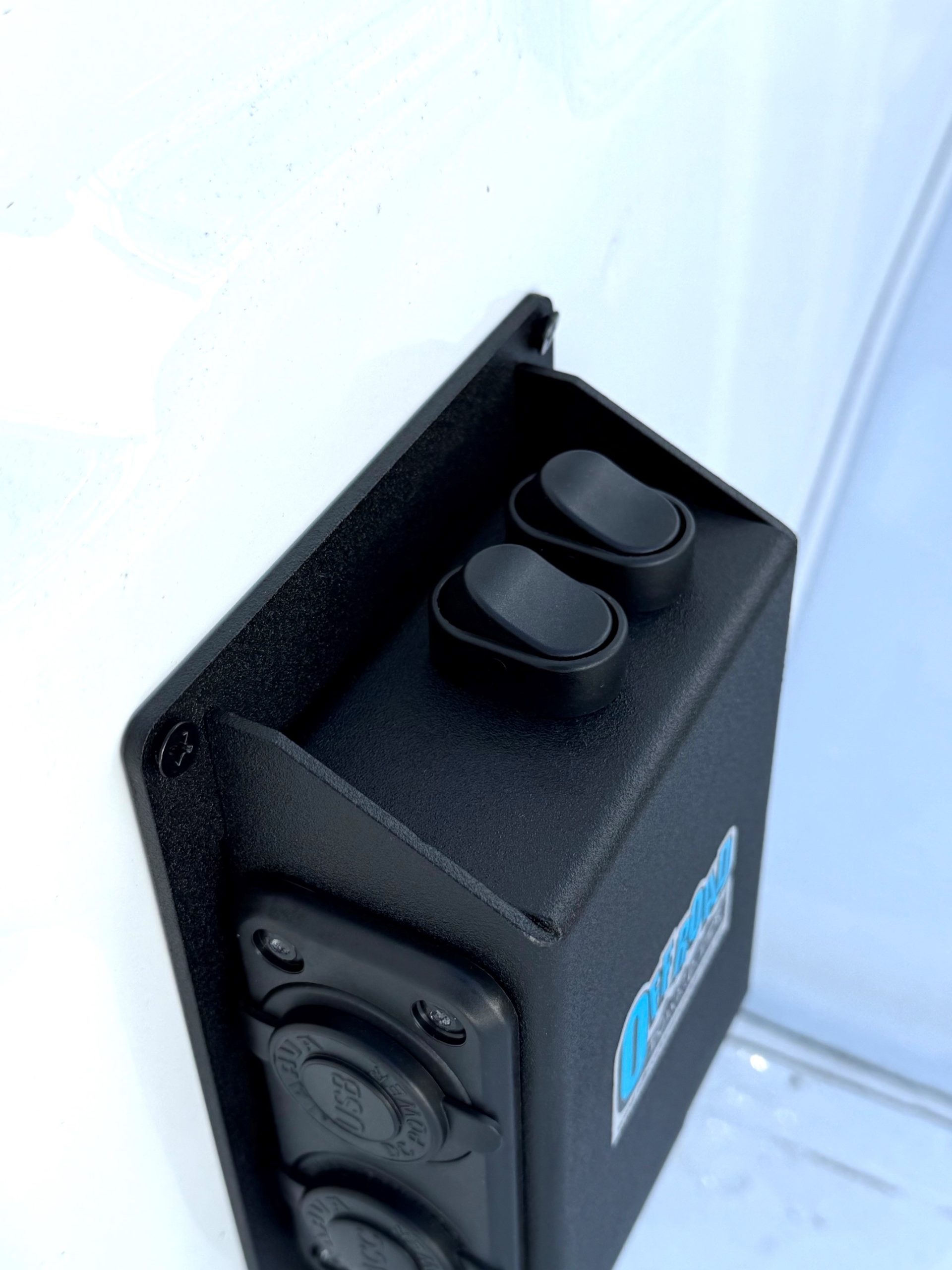 ORD In-tub 12v Accessory Power Box: Universal fit (SKU: UNI-ACCBOX1) - Image 10